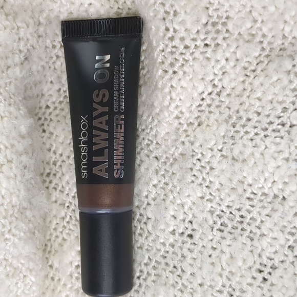 Smashbox Cosmetics ALWAYS ON SHIMMER Cream Shadow in Bronze Shimmer, 10ml/0.34fl - Picture 4 of 11